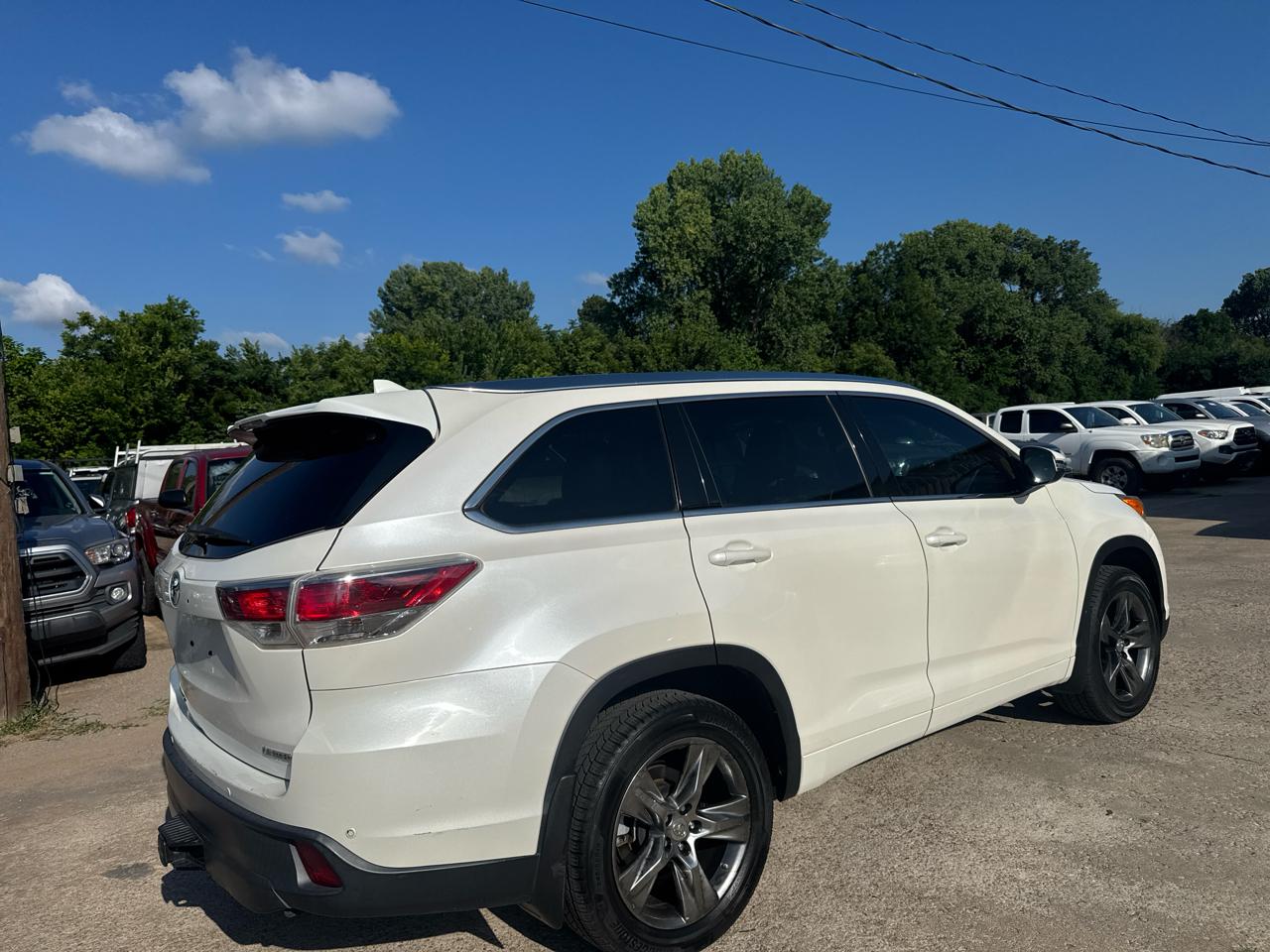 Toyota Highlander Limited FWD V6 2014
