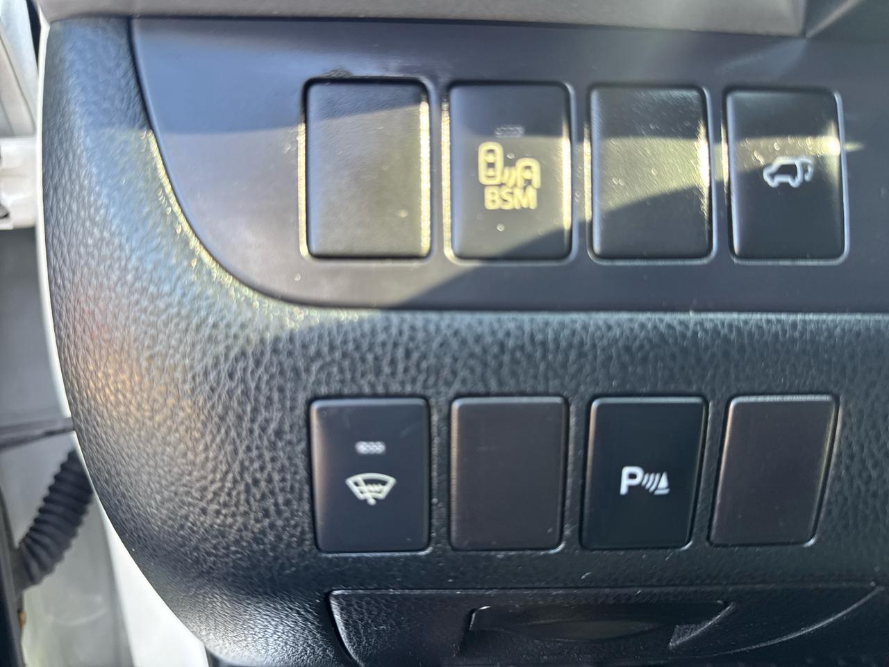 Toyota Highlander Limited FWD V6 2014