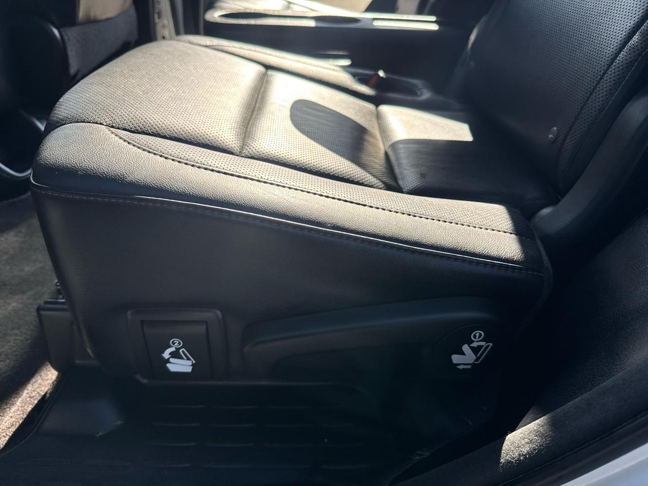 Toyota Highlander Limited FWD V6 2014