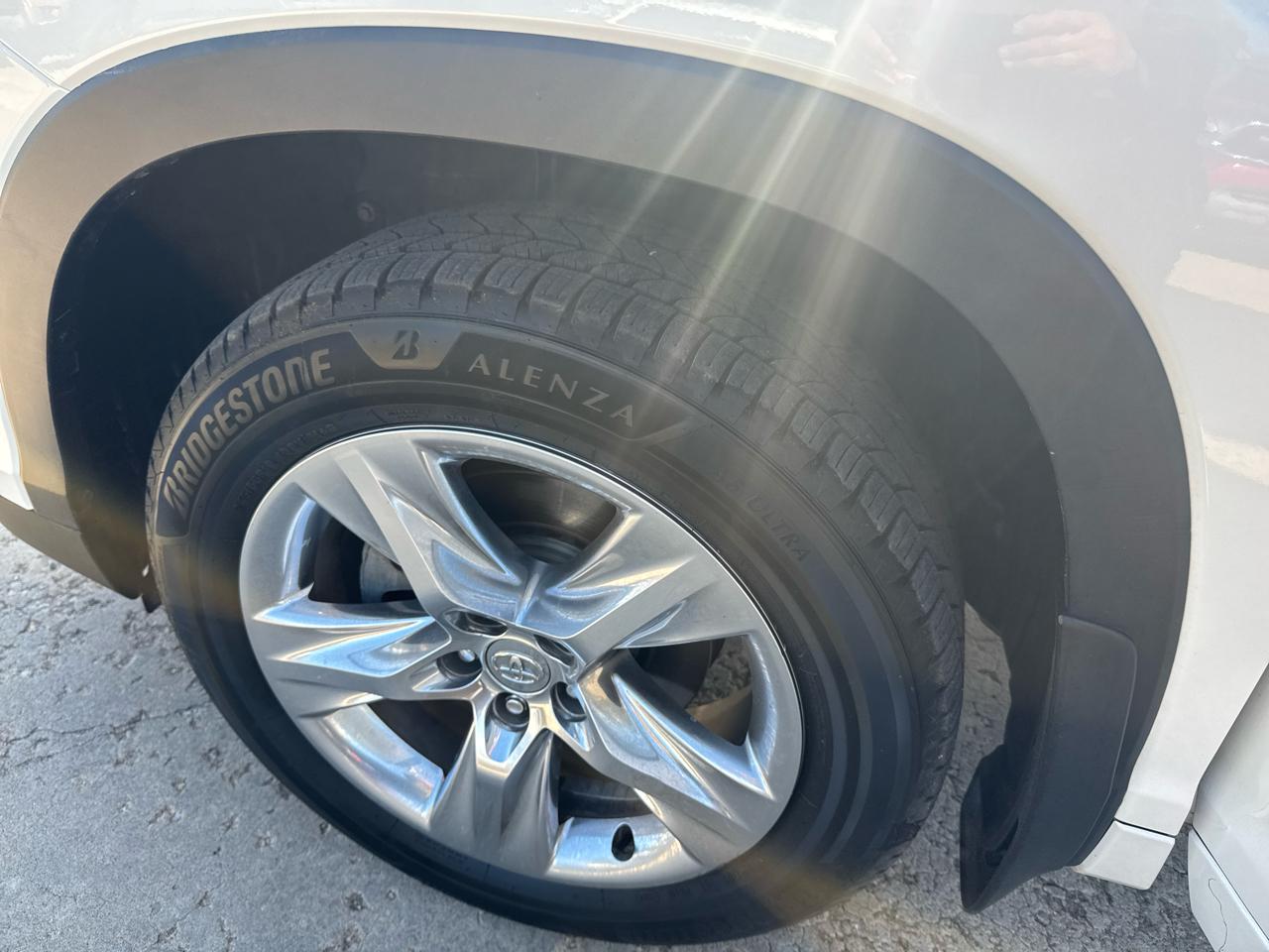 Toyota Highlander Limited FWD V6 2014