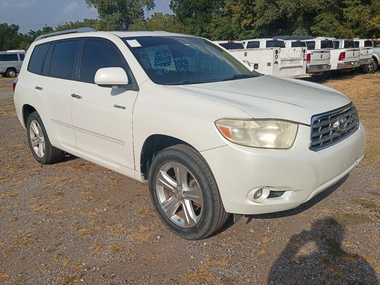 Toyota Highlander Limited 2WD 2010