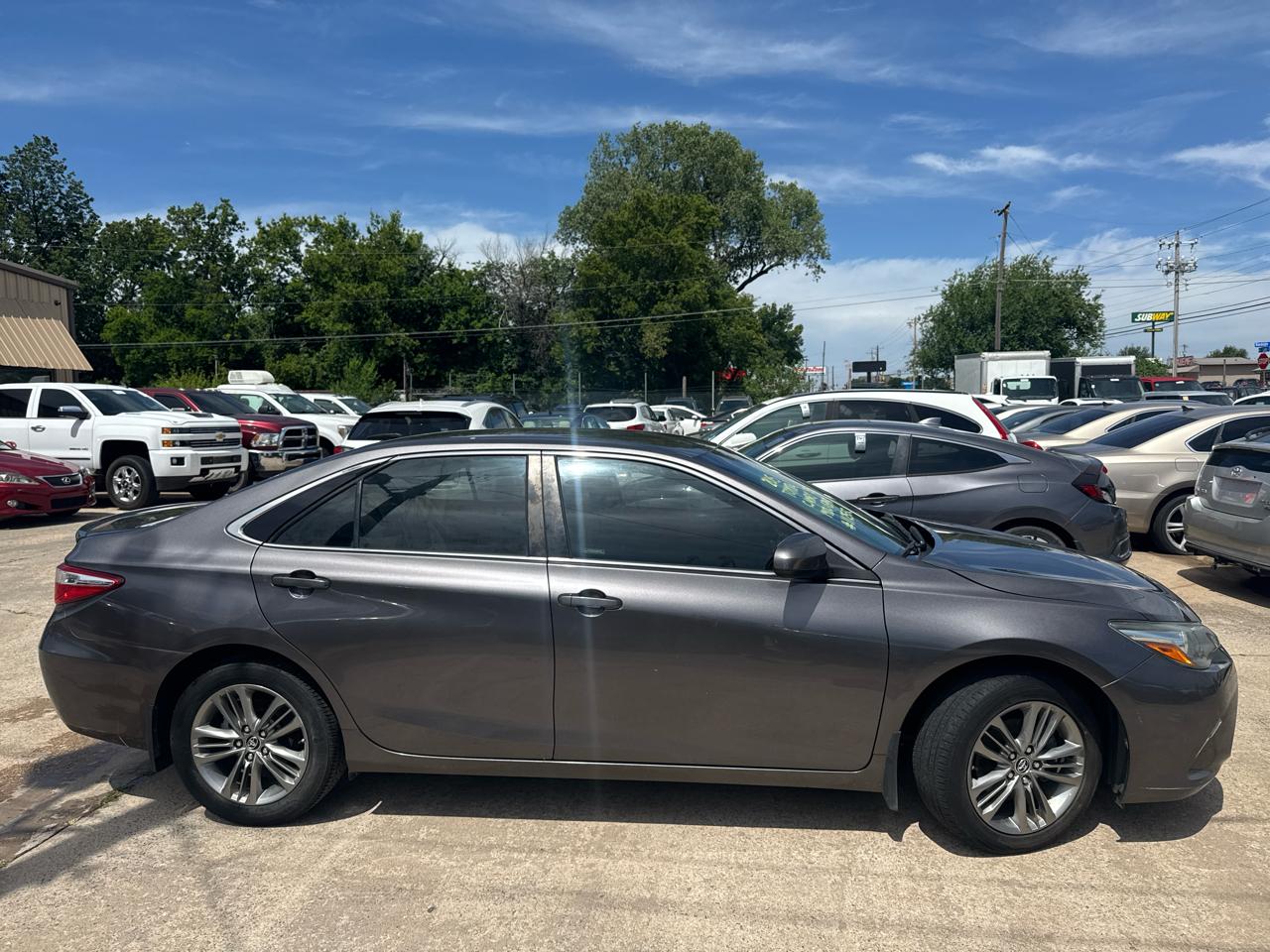 Toyota Camry SE 2015