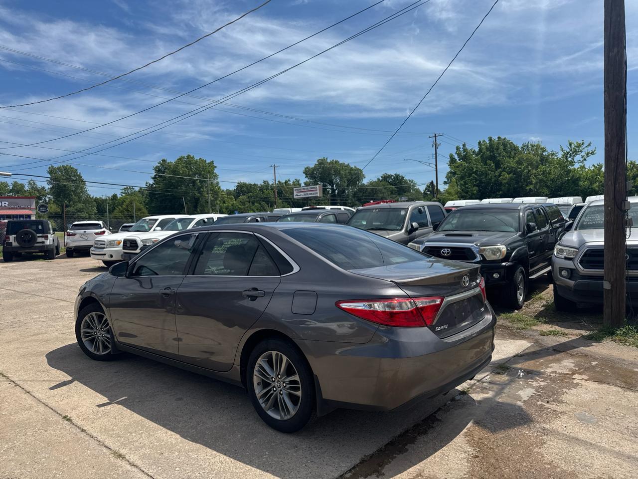Toyota Camry SE 2015