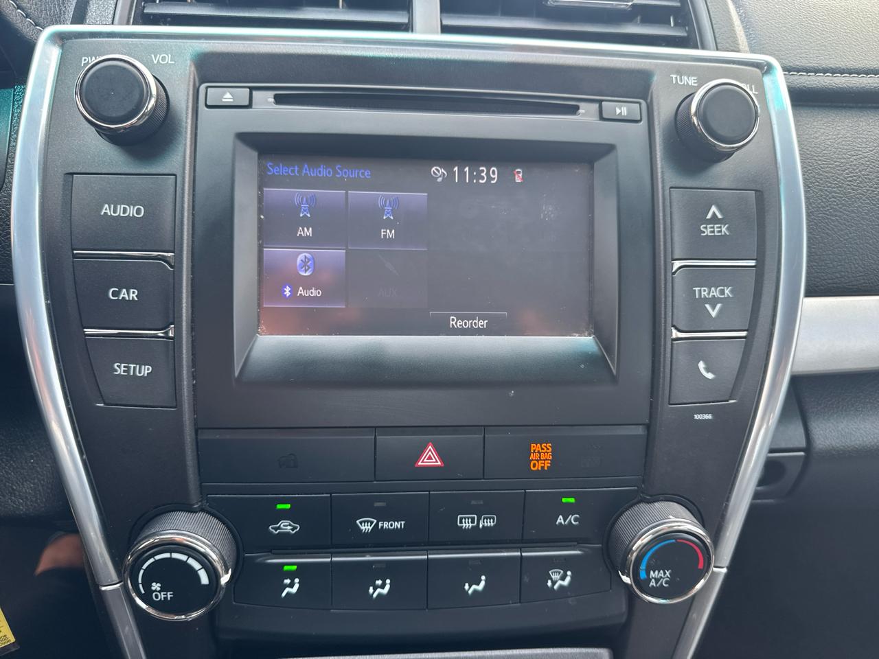 Toyota Camry SE 2015