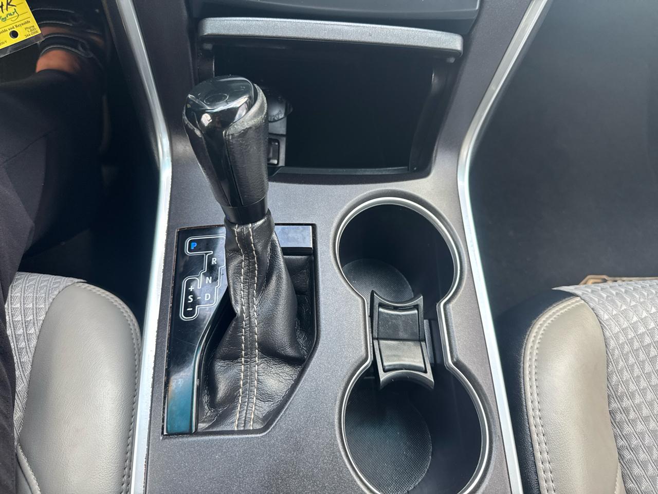 Toyota Camry SE 2015