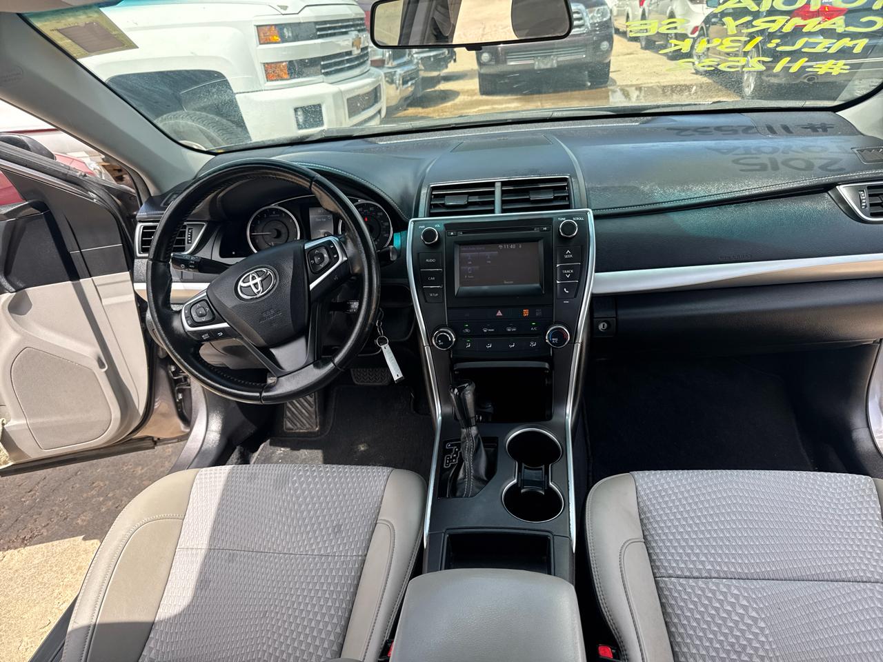 Toyota Camry SE 2015