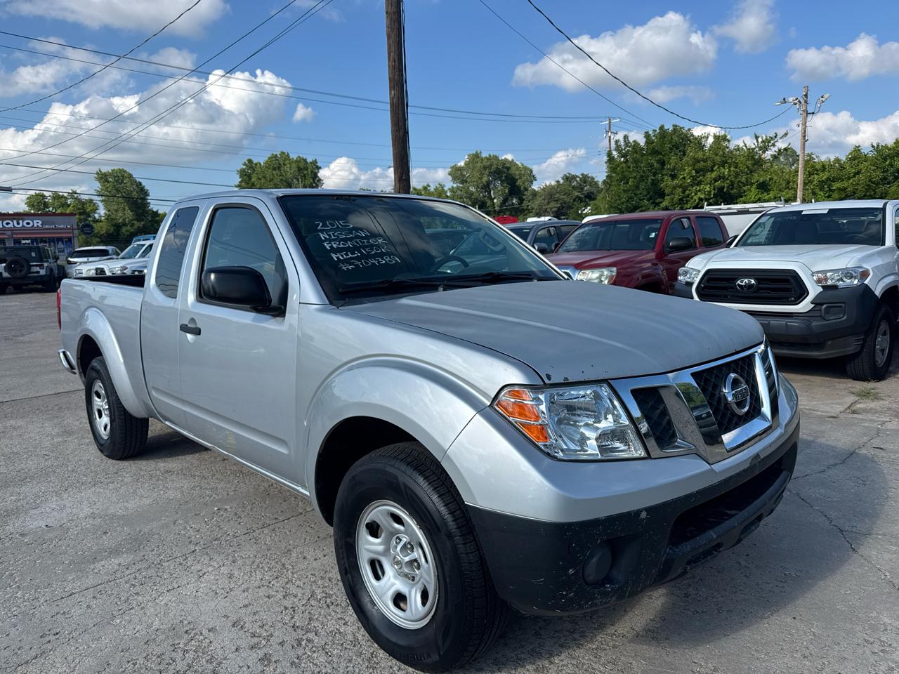 Nissan Frontier SV King Cab I4 5MT 2WD 2015