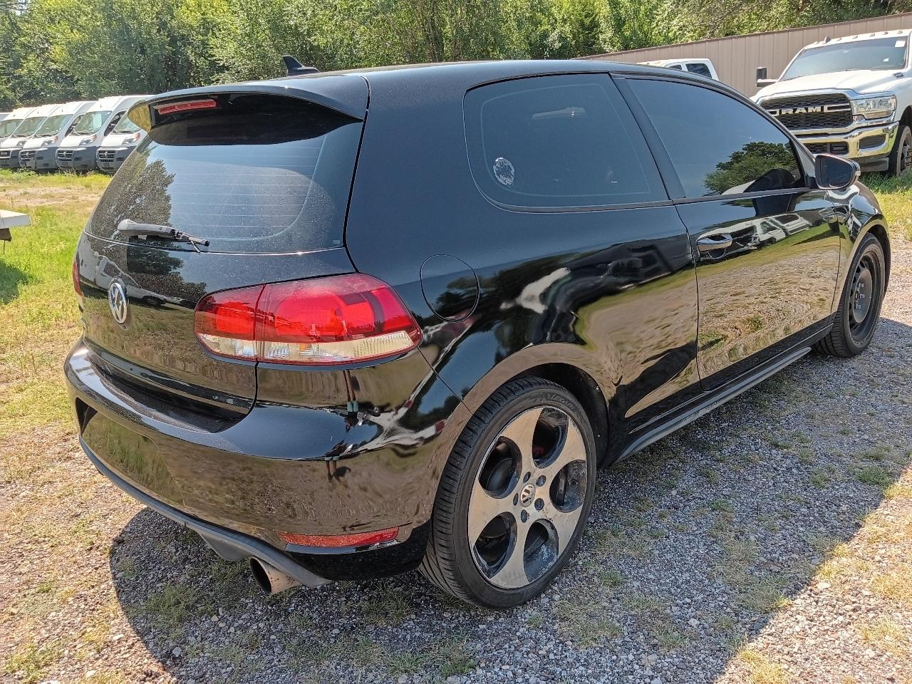 Volkswagen GTI 2-door 2012