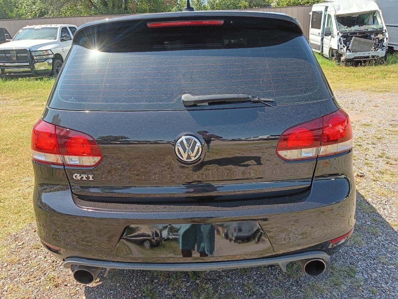 Volkswagen GTI 2-door 2012