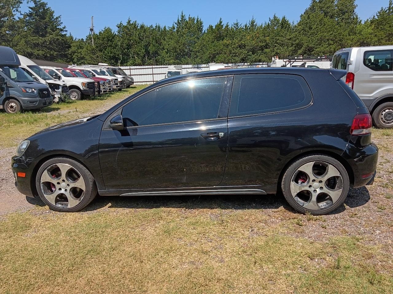 Volkswagen GTI 2-door 2012