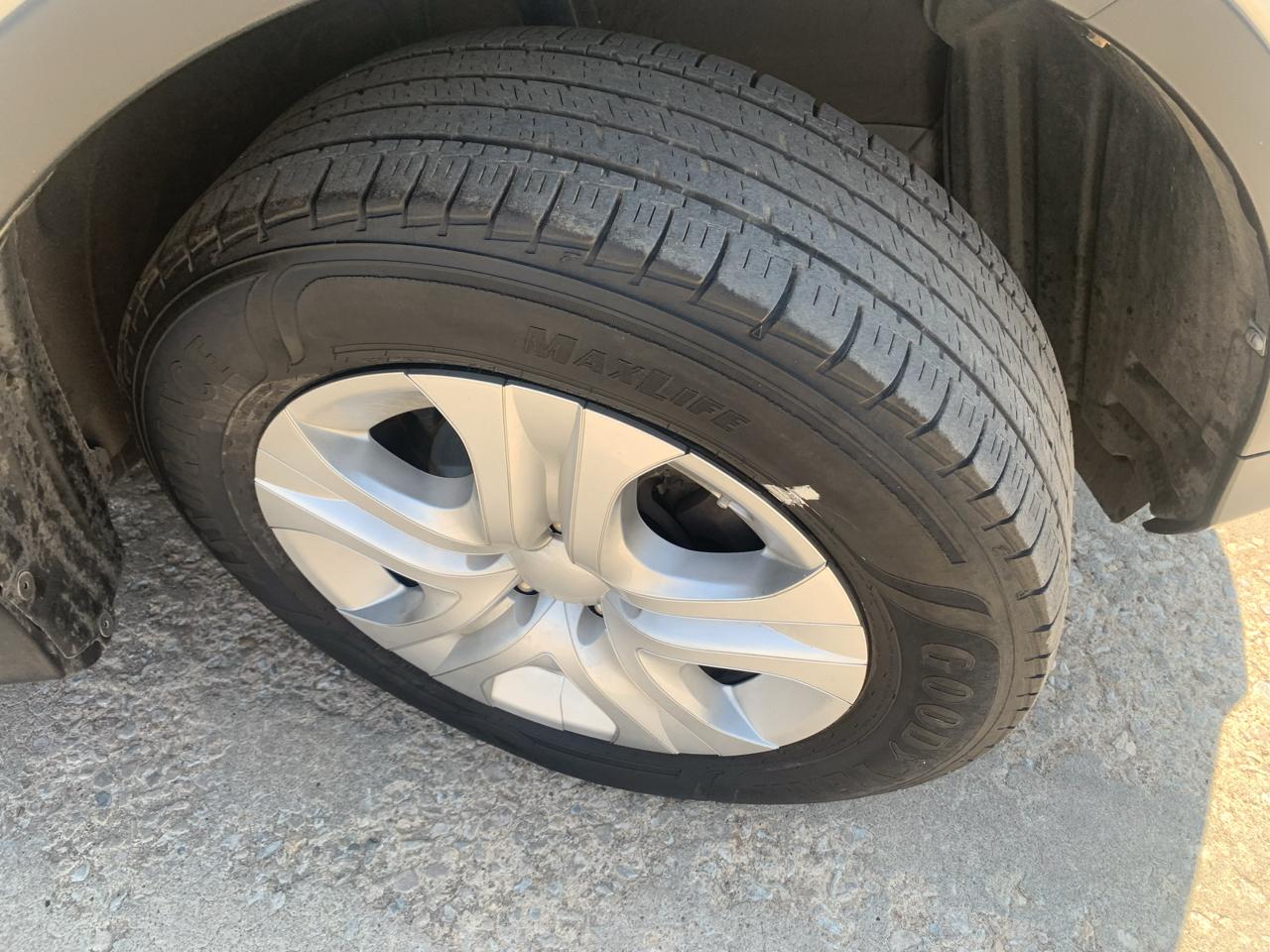 Toyota RAV4 LE FWD 2014