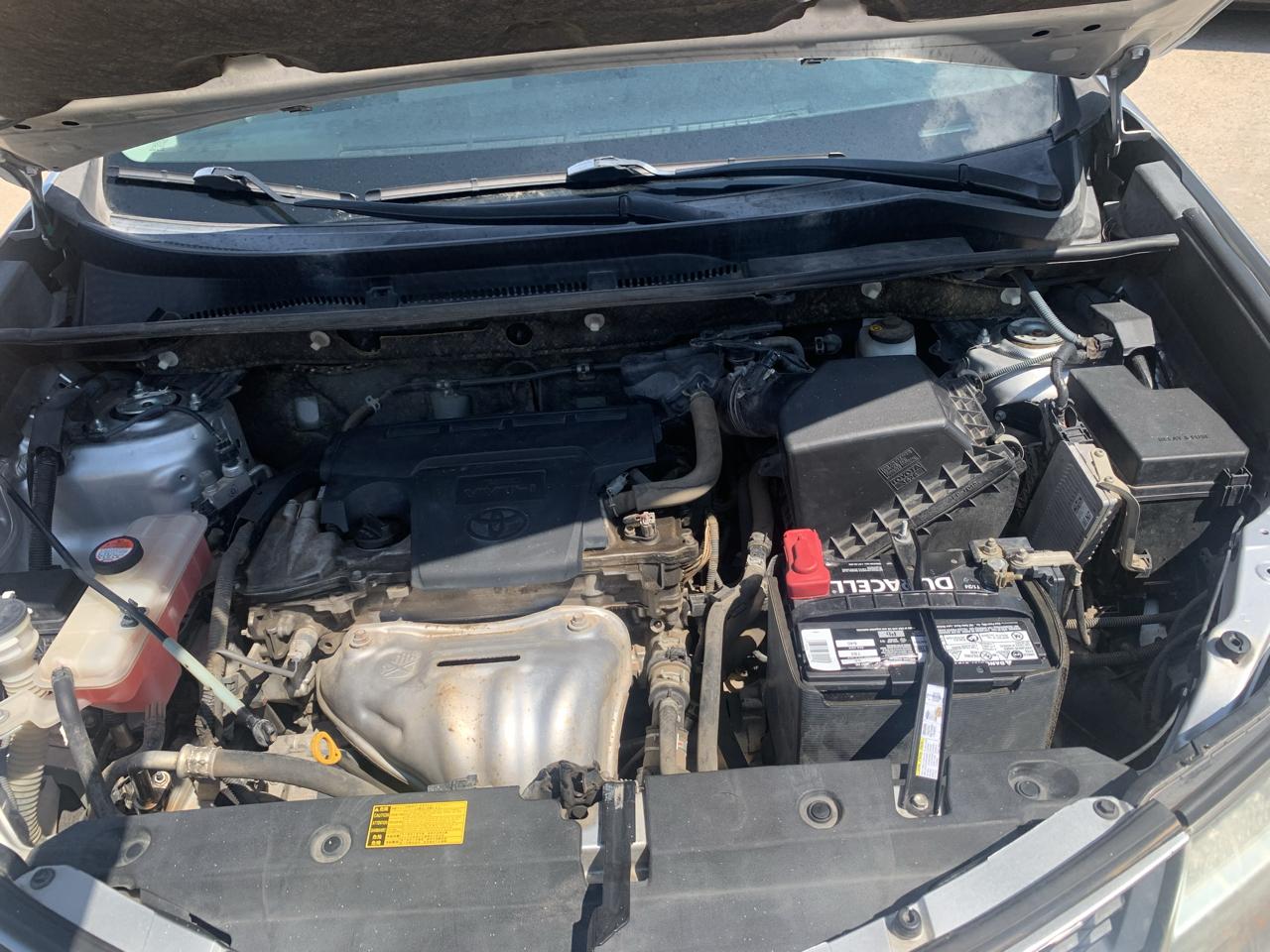 Toyota RAV4 LE FWD 2014