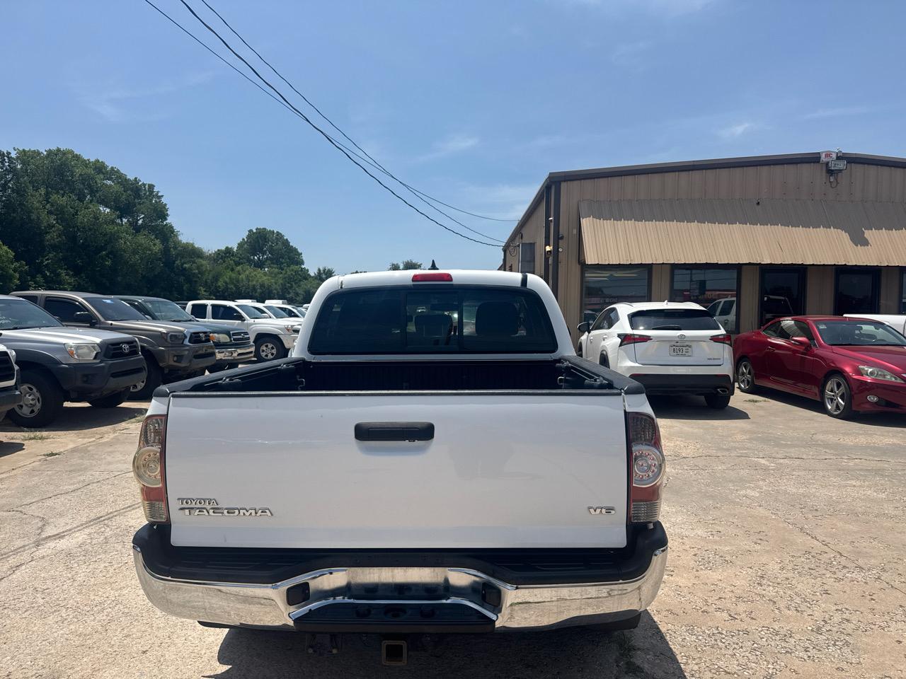 Toyota Tacoma  2014