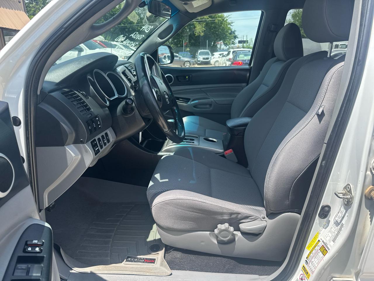 Toyota Tacoma  2014