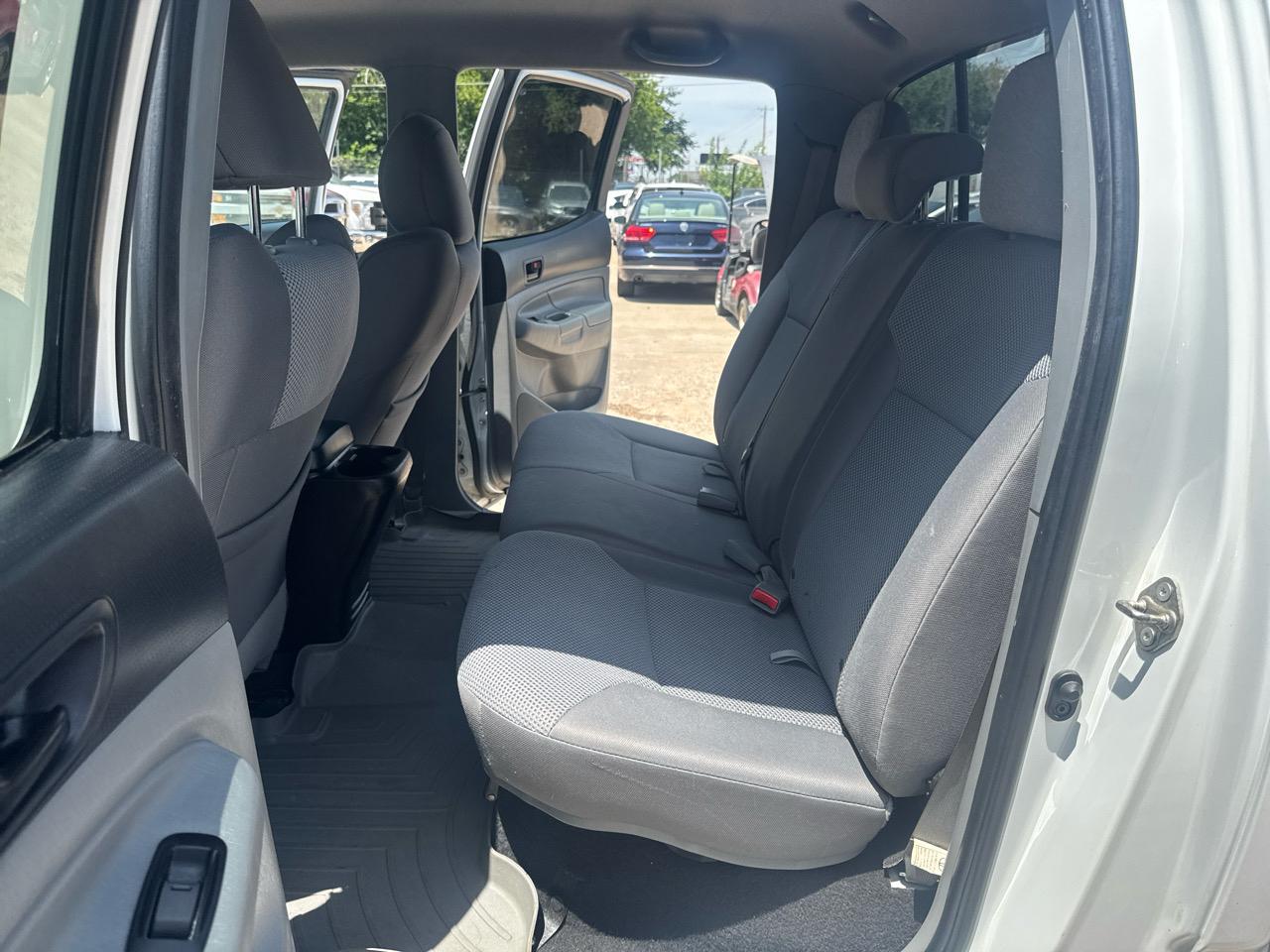 Toyota Tacoma  2014