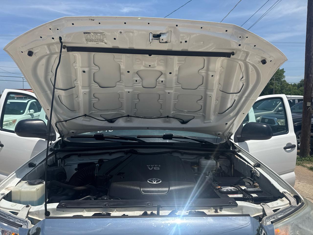Toyota Tacoma  2014