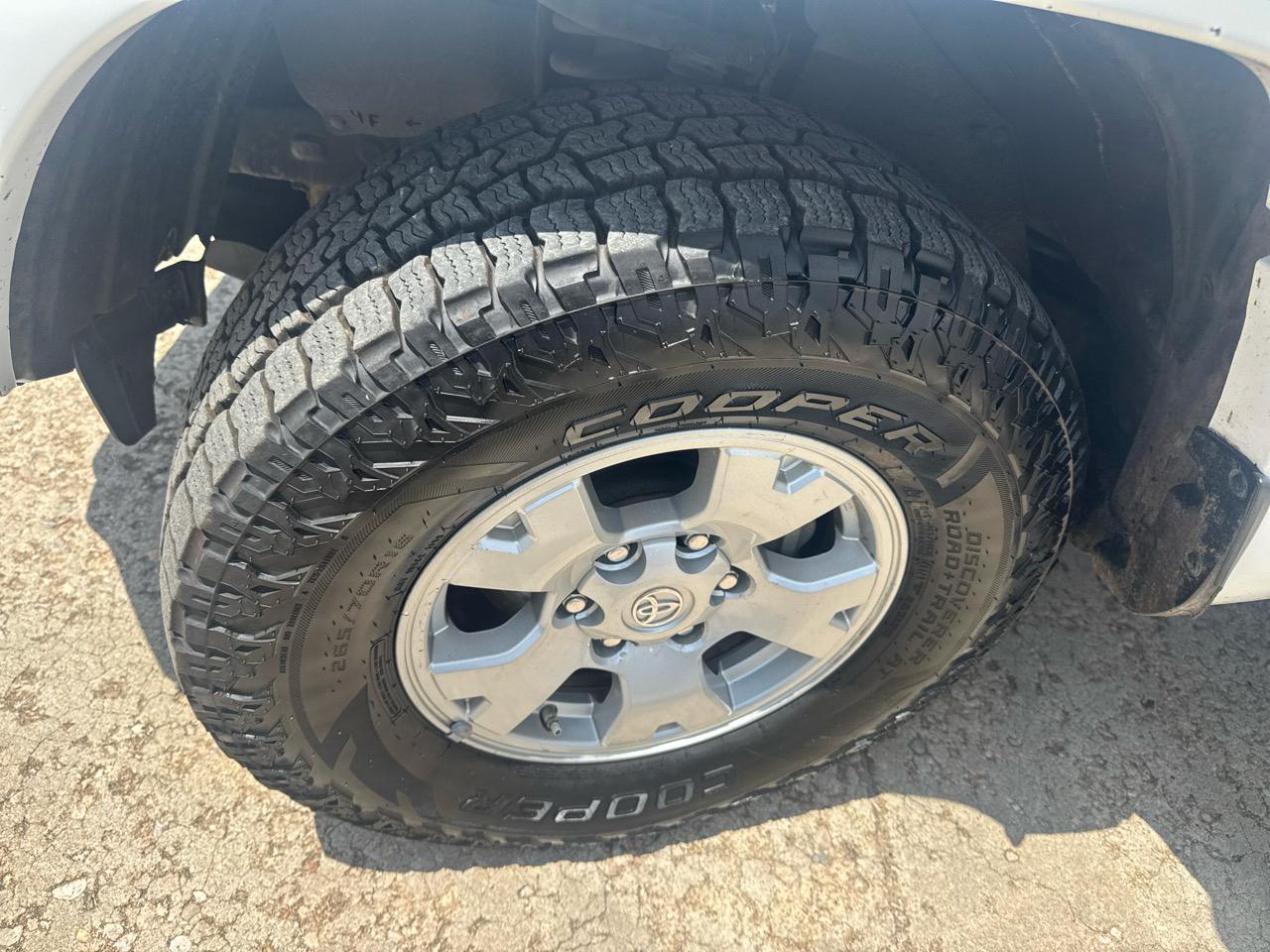 Toyota Tacoma  2014