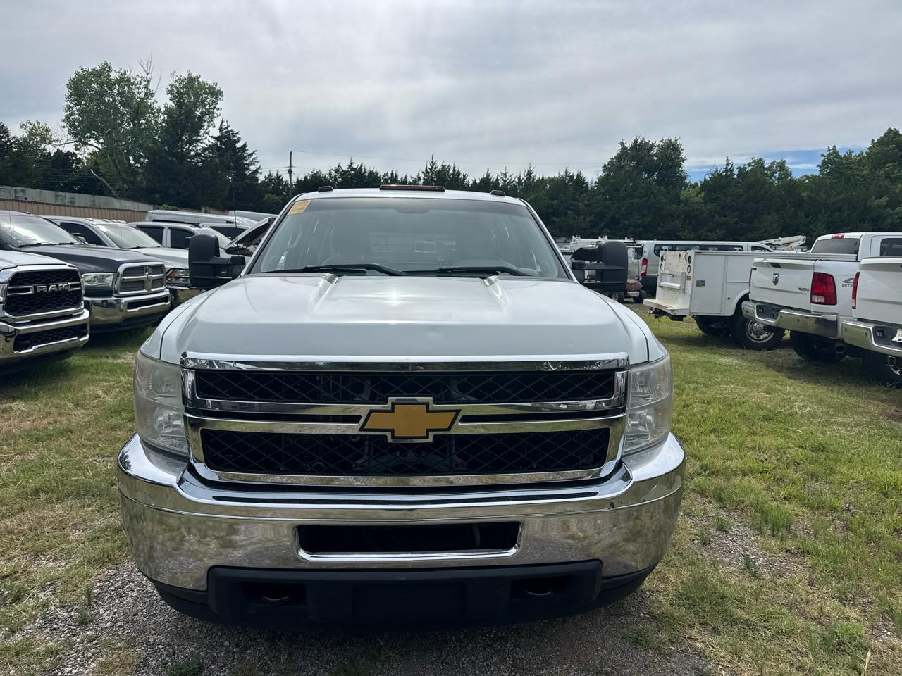 Chevrolet Silverado 2500HD Work Truck Crew Cab 4WD 2012