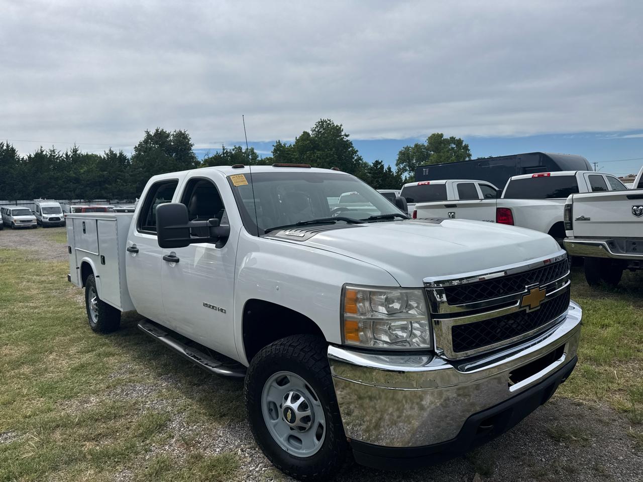 Chevrolet Silverado 2500HD Work Truck Crew Cab 4WD 2012