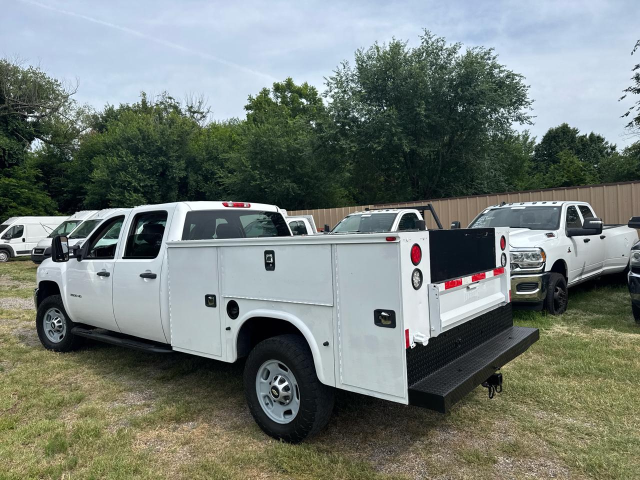 Chevrolet Silverado 2500HD Work Truck Crew Cab 4WD 2012