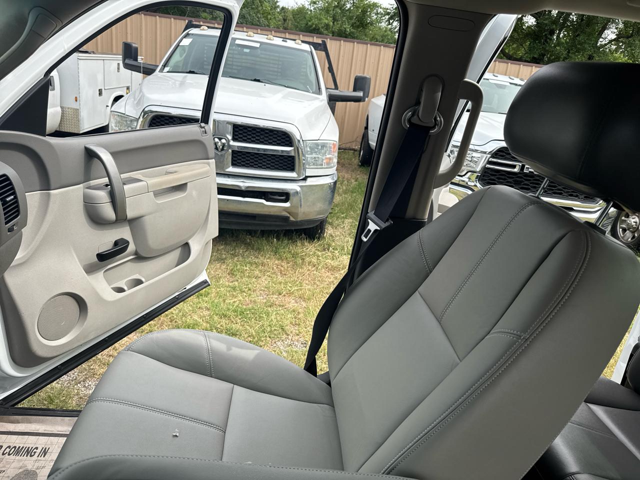 Chevrolet Silverado 2500HD Work Truck Crew Cab 4WD 2012