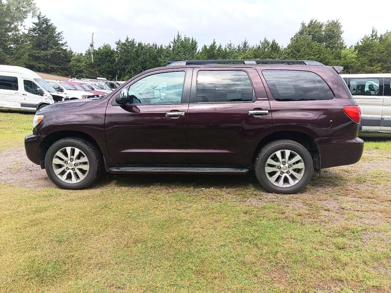 Toyota Sequoia Limited 4WD FFV 2017