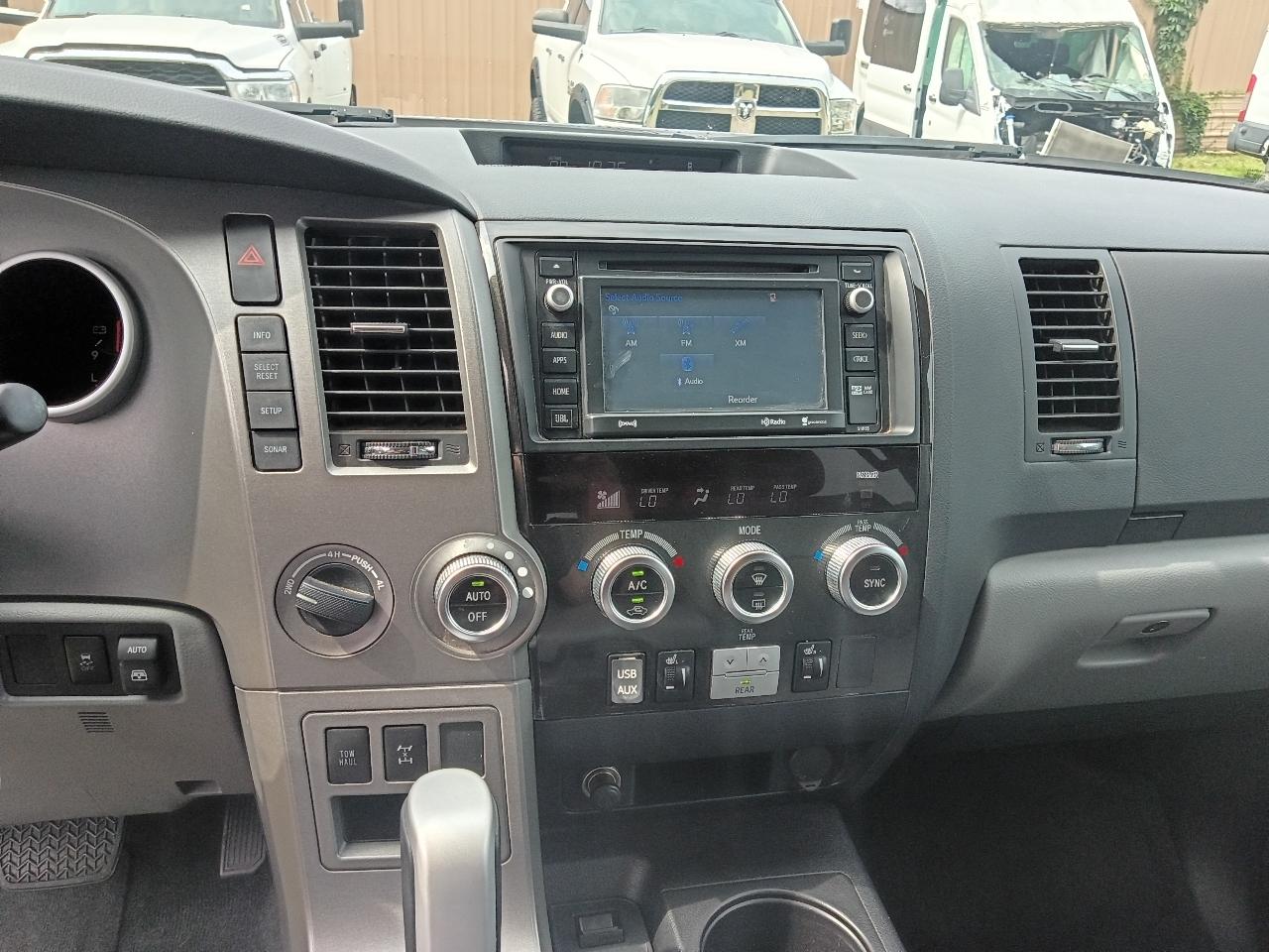 Toyota Sequoia Limited 4WD FFV 2017