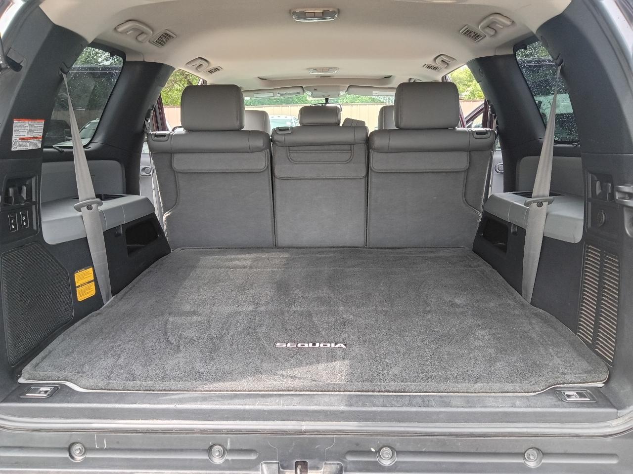 Toyota Sequoia Limited 4WD FFV 2017
