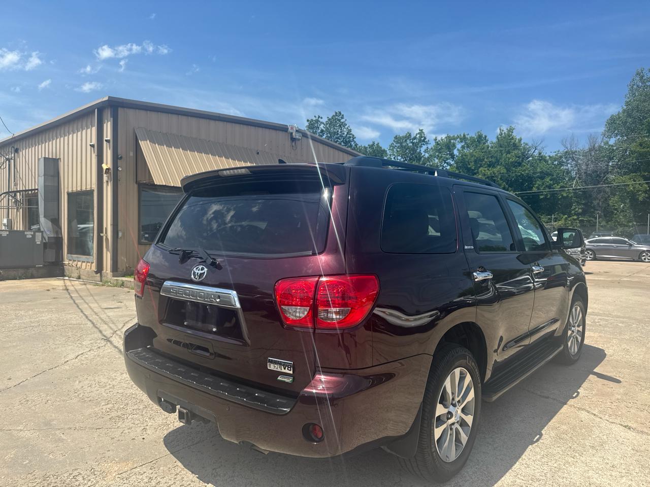 Toyota Sequoia  2017