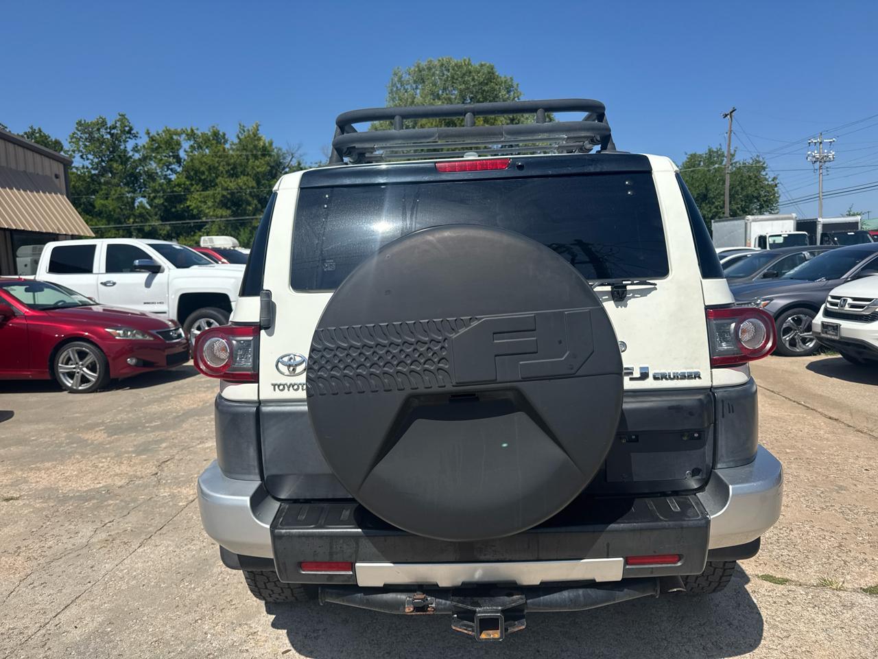 Toyota FJ Cruiser  2012