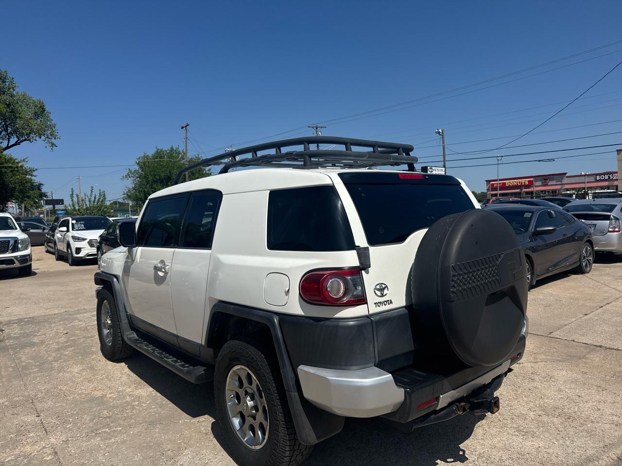 Toyota FJ Cruiser  2012