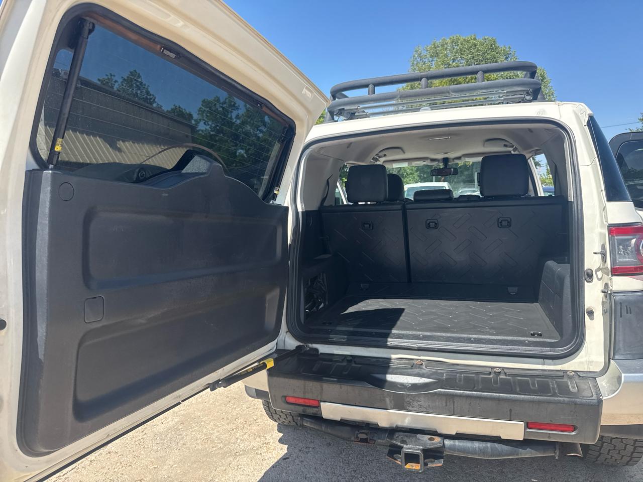 Toyota FJ Cruiser  2012