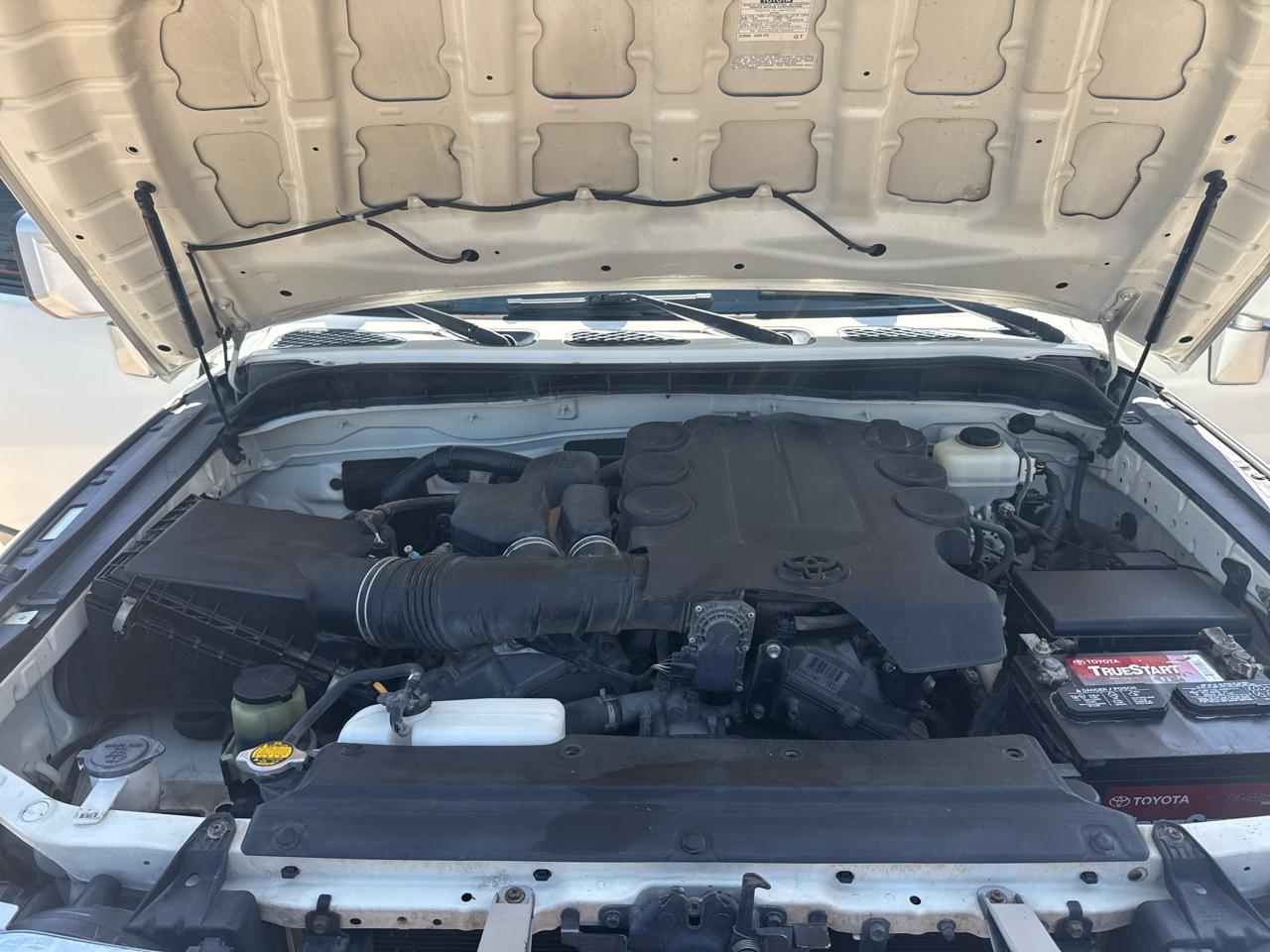 Toyota FJ Cruiser  2012