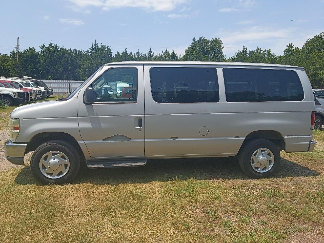 Ford Econoline  2011