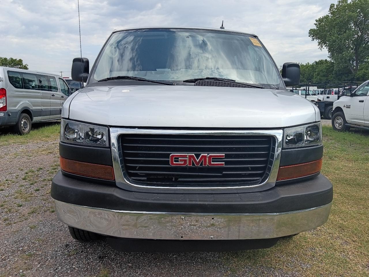 GMC Savana  2014