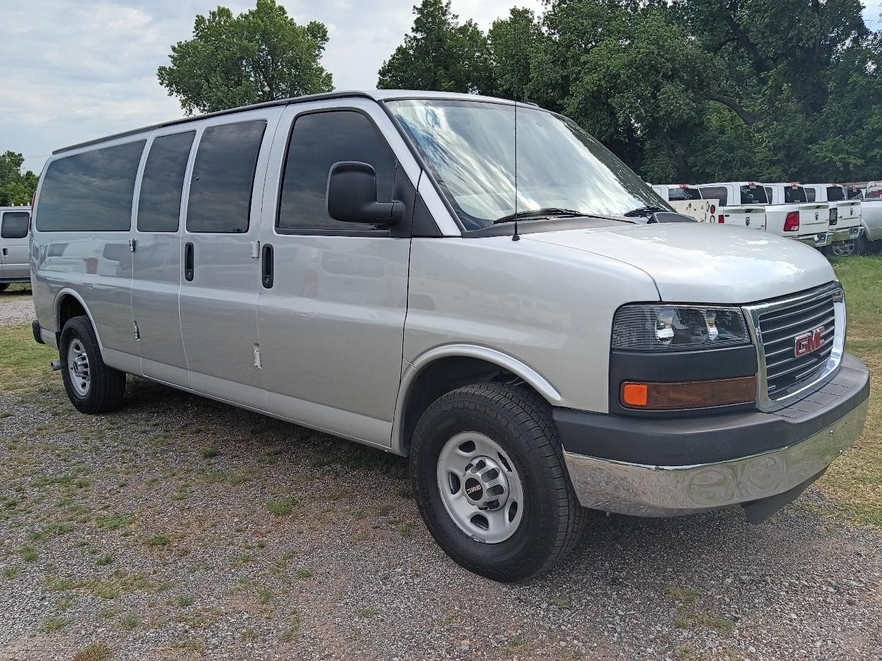 GMC Savana  2014