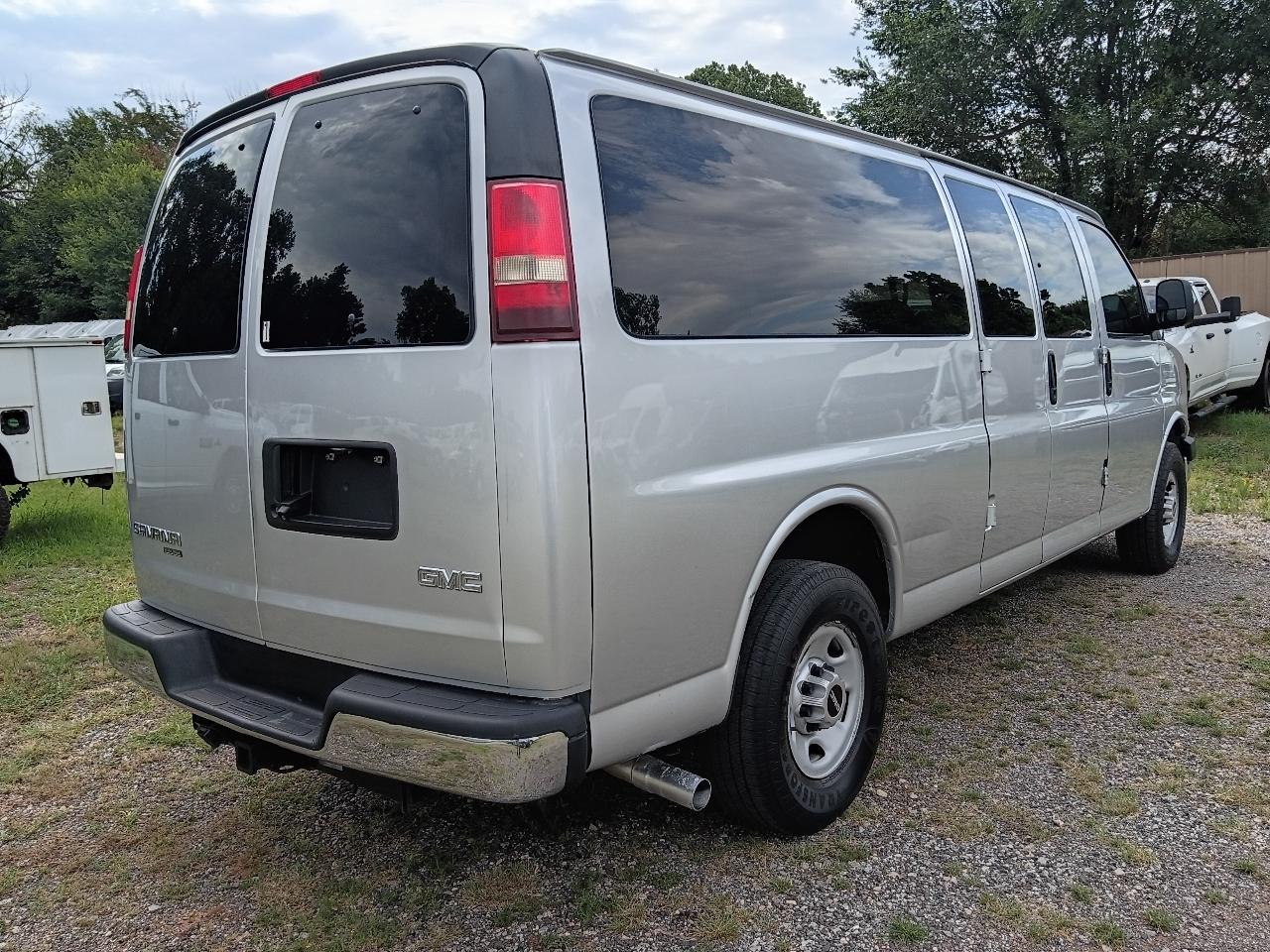 GMC Savana  2014