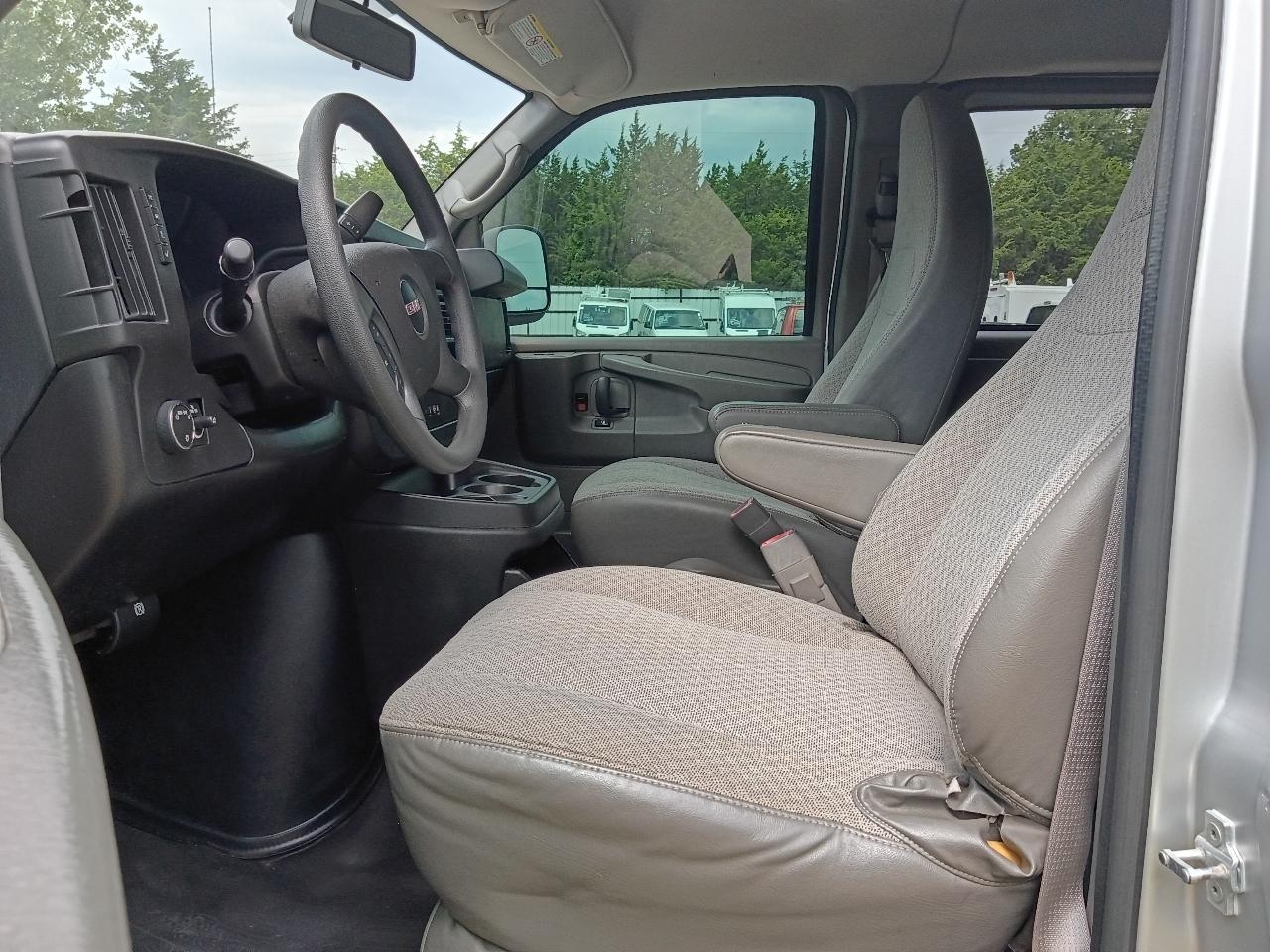 GMC Savana  2014