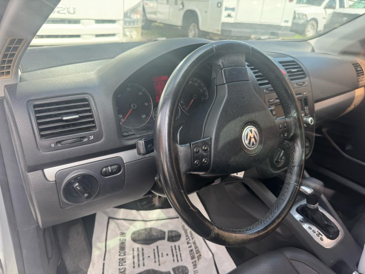 Volkswagen Jetta  2006