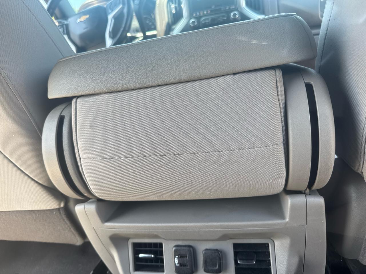Chevrolet Silverado 1500  2021