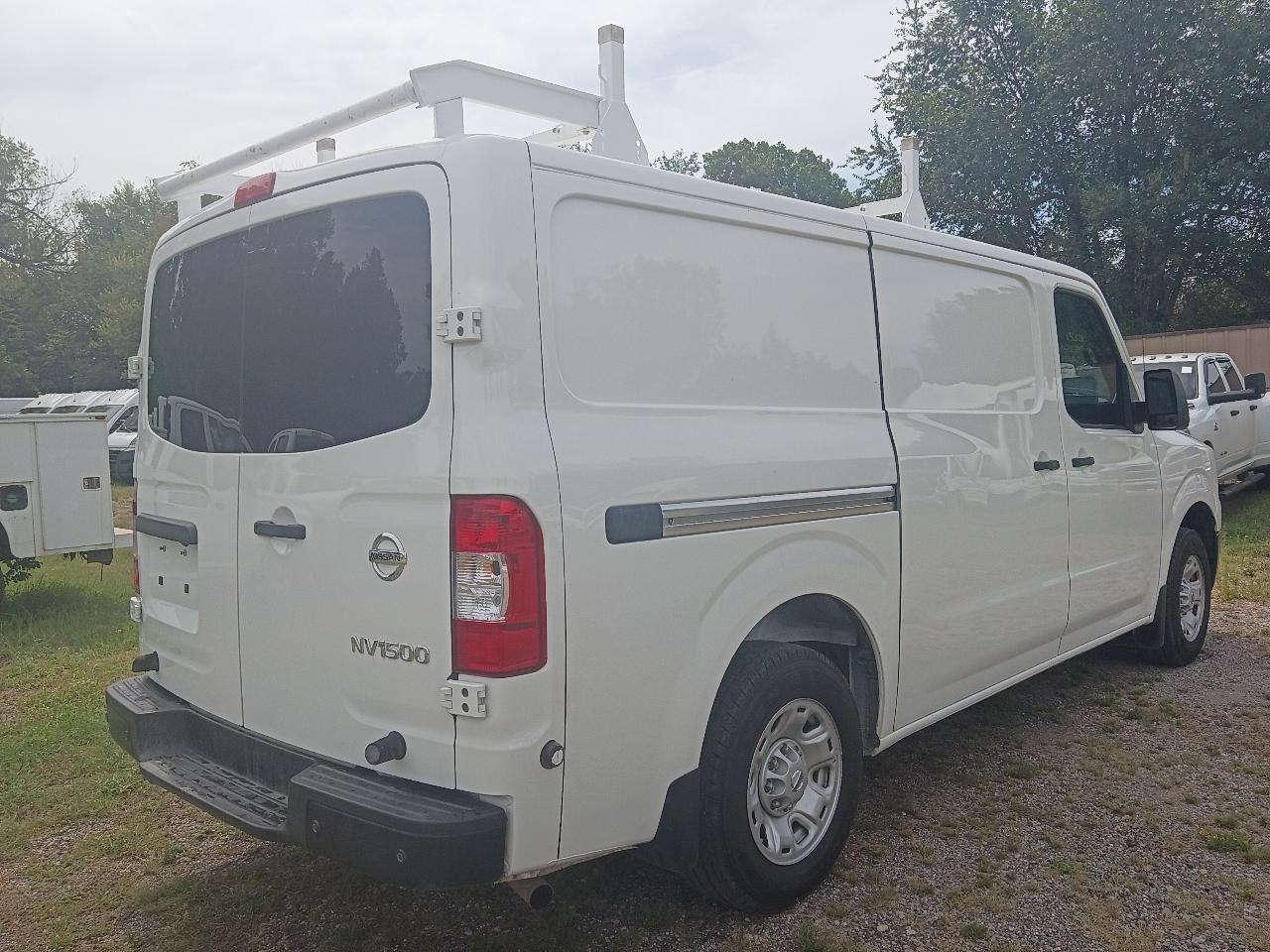 Nissan NV Cargo  2021