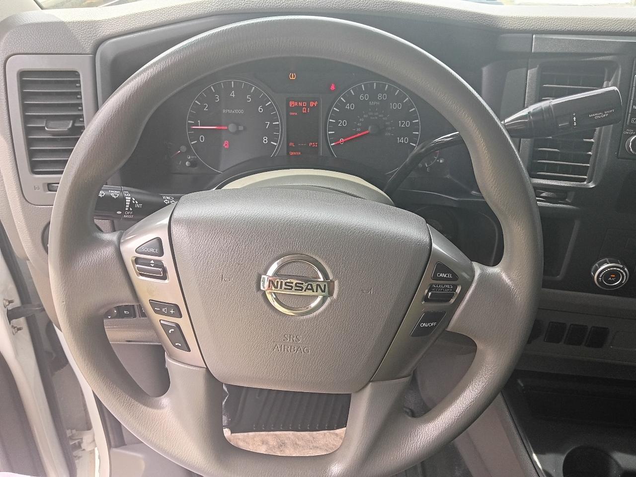 Nissan NV Cargo  2021