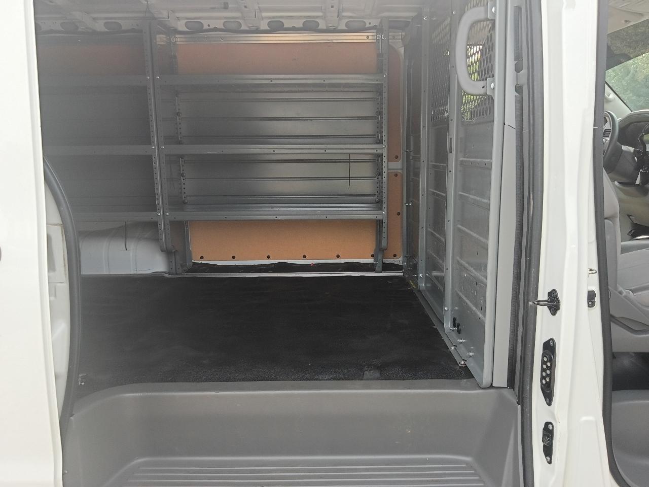 Nissan NV Cargo  2021