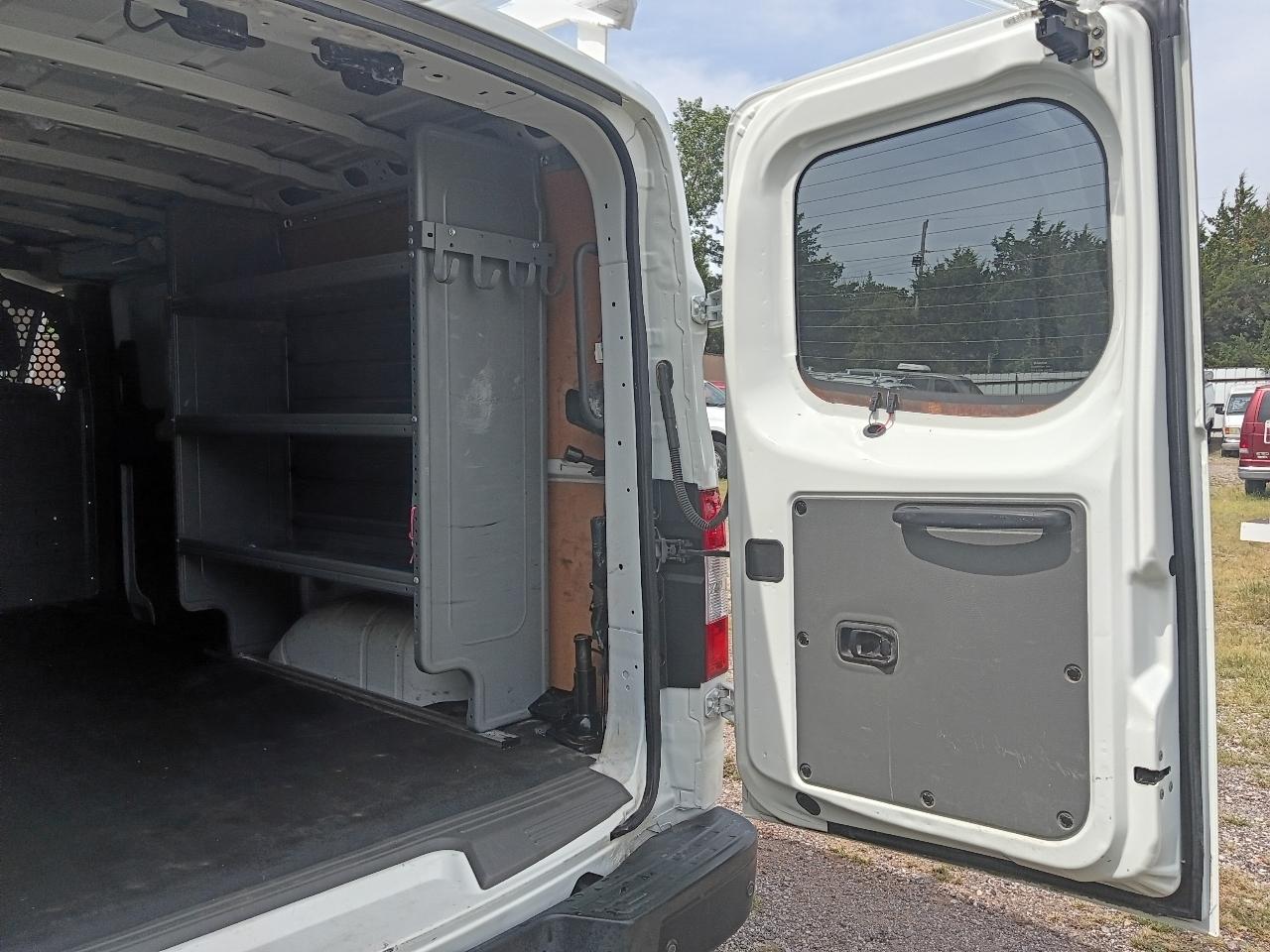 Nissan NV Cargo  2021