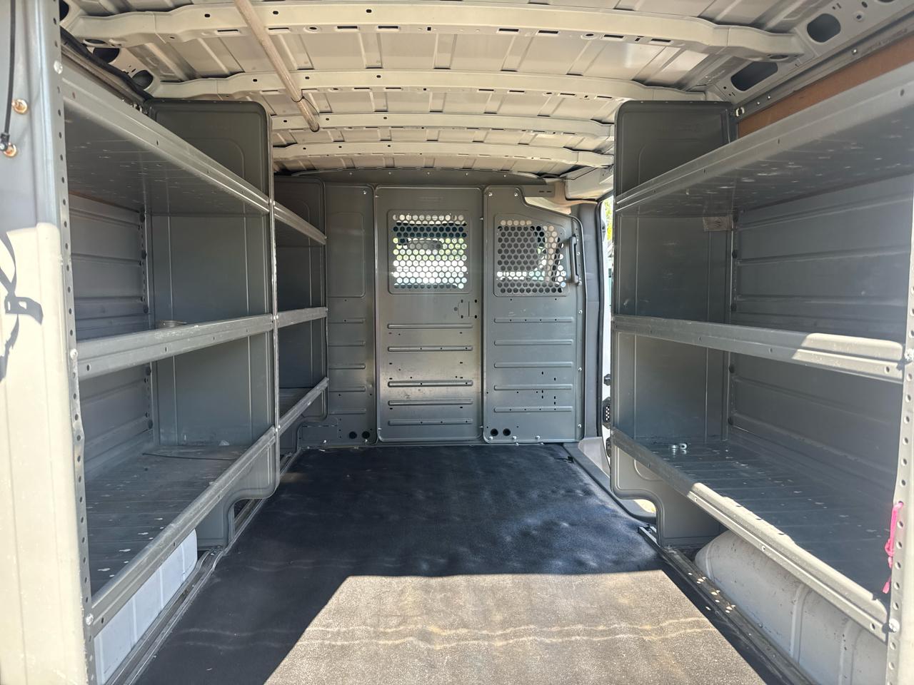Nissan NV Cargo  2021