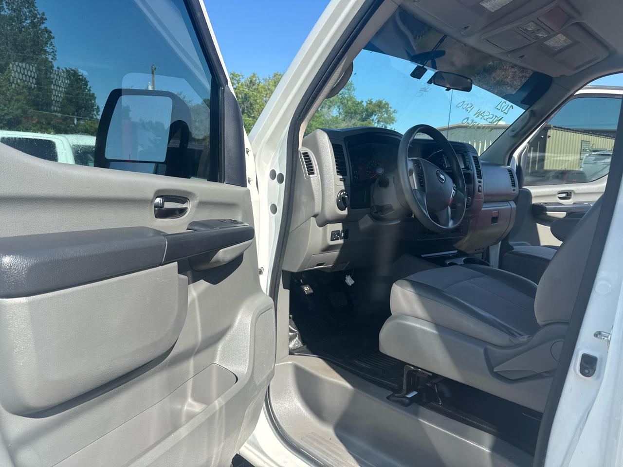 Nissan NV Cargo  2021