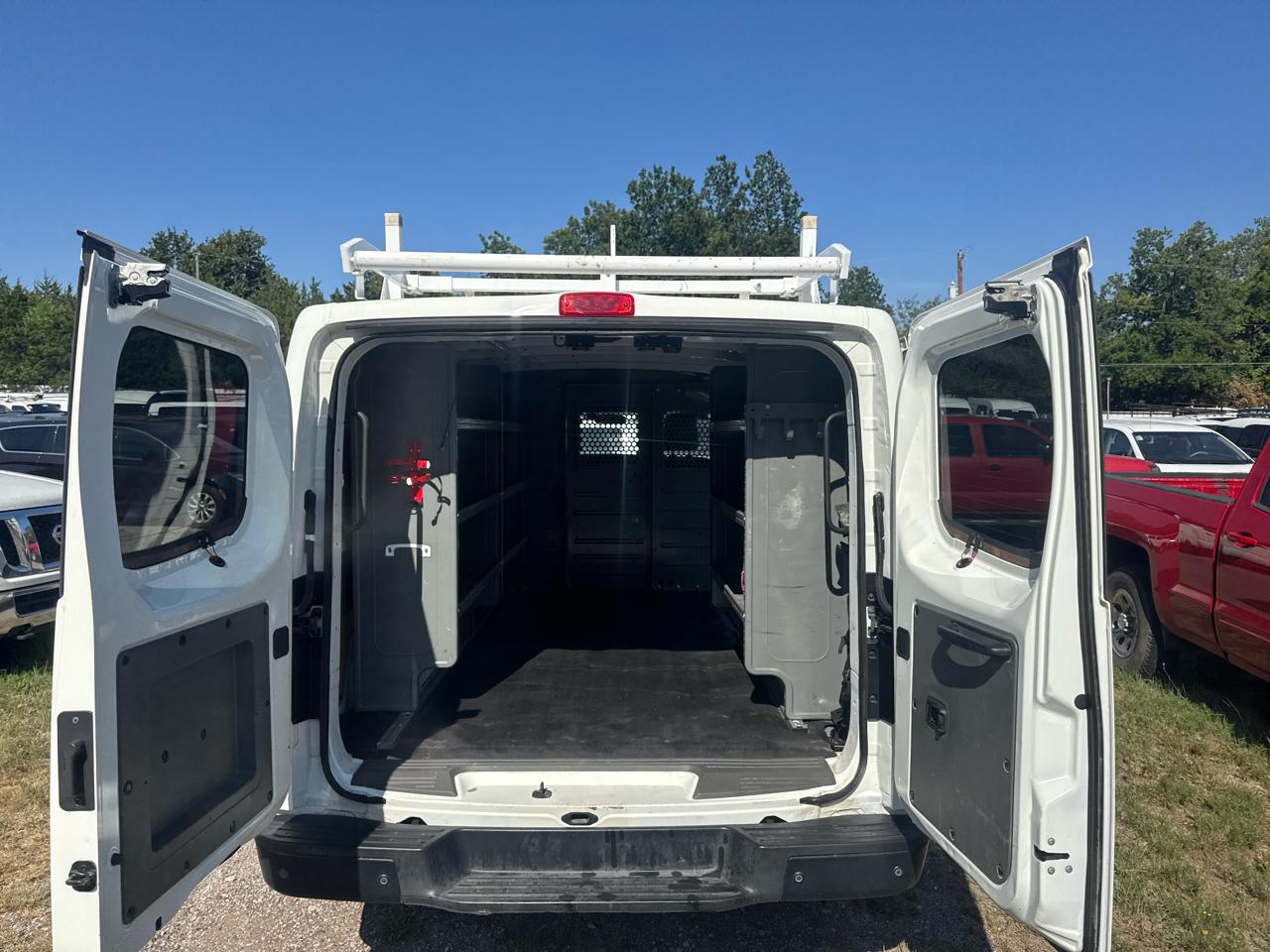 Nissan NV Cargo  2021