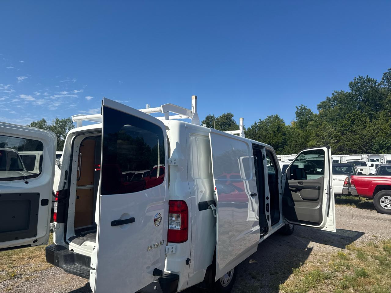 Nissan NV Cargo  2021