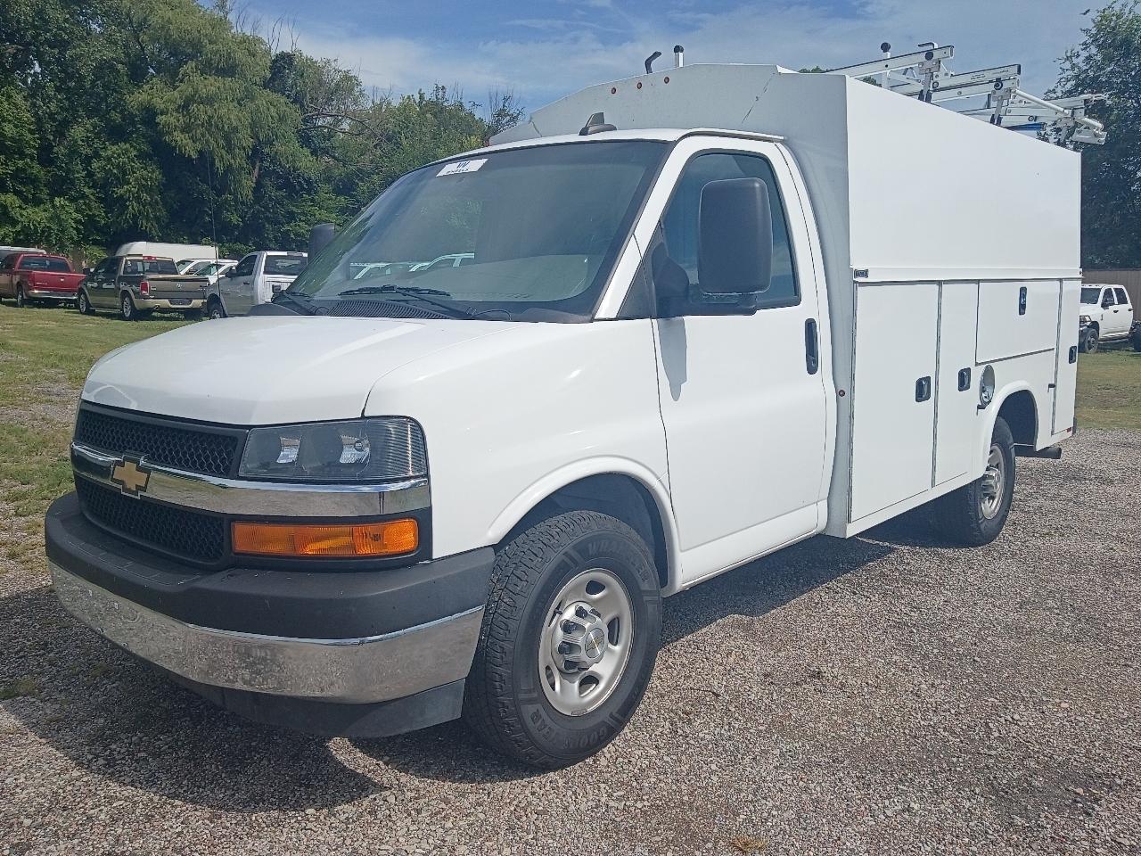 2023 Chevrolet Cutaway 178" WB