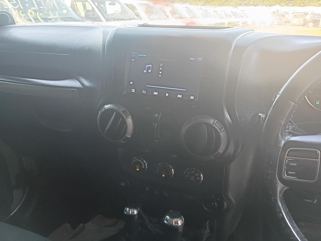 Jeep Wrangler  2014
